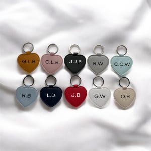 Porte-clés coeur personnalisé en cuir PU : breloque initiale