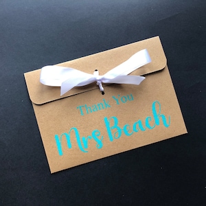 Busta regalo personalizzata con scritta "GRAZIE" in carta kraft marrone con nastro / Per denaro/buono/Per i propri cari/Disponibile in molti colori di nastro/