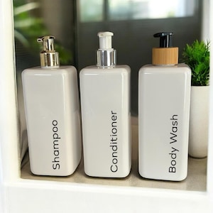 Weißes Quadrat 500ml Flasche mit Pumpe nach Wahl | Nachfüllbarer wiederverwendbarer Kunststoffspender | Personalisiert mit jedem Wort | Küchen/Badezimmer Lotion