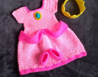 Déguisement princesse pêche pour bébé au crochet (Mario Bros.)
