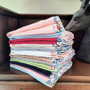 Paños para eructar con diseño de gofres Liberty Bound, trapos para vomitar, paños para babas, varios diseños, gofres con ribete, crema, dorado, blanco, melocotón, bronceado y azul
