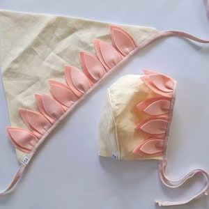 Felt Petal Linen Roberta Bonnet horseshoe bonnet flowers Felt petals, pink, cream, white, green Girls, baby image 6