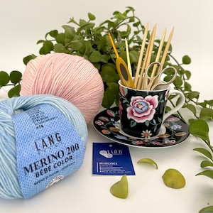 Lang Yarns Merino 200 Bebe and 200 Bebe Color 100% merino no mulesing