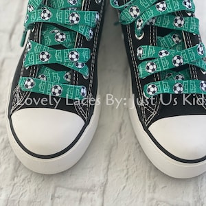 Soccer shoelace, soccer ball shoelace