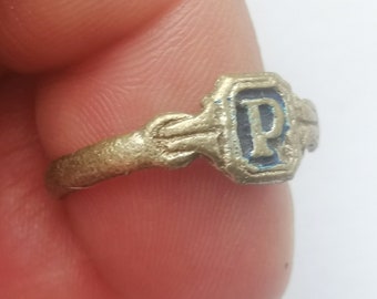 Very Old Bulgarian Women Ring Cyrillic Letter P 1800s Bronze for Names Raya Rayna Rita Rosa or International Names Patty Petricia Polina