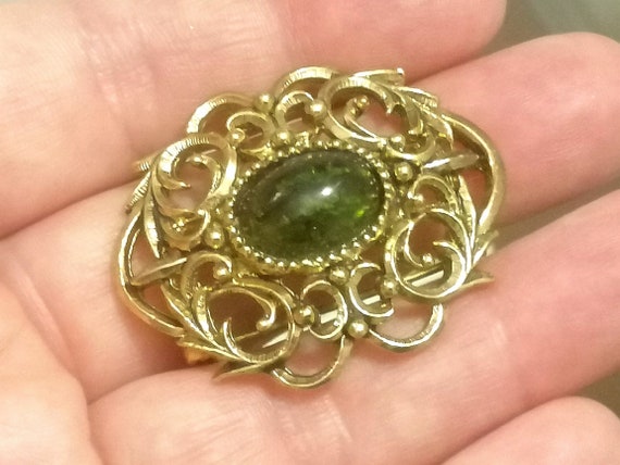 Beautiful Vintage Brooch with Green Stone Europe … - image 8