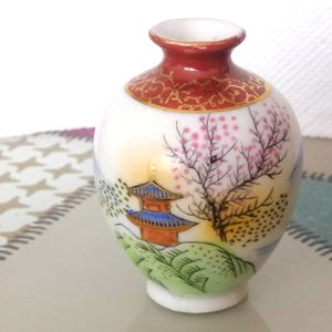 Vintage Miniature Vase Japanese Elegant Small Sakura Porcelain Traditional Hand Painted Japan