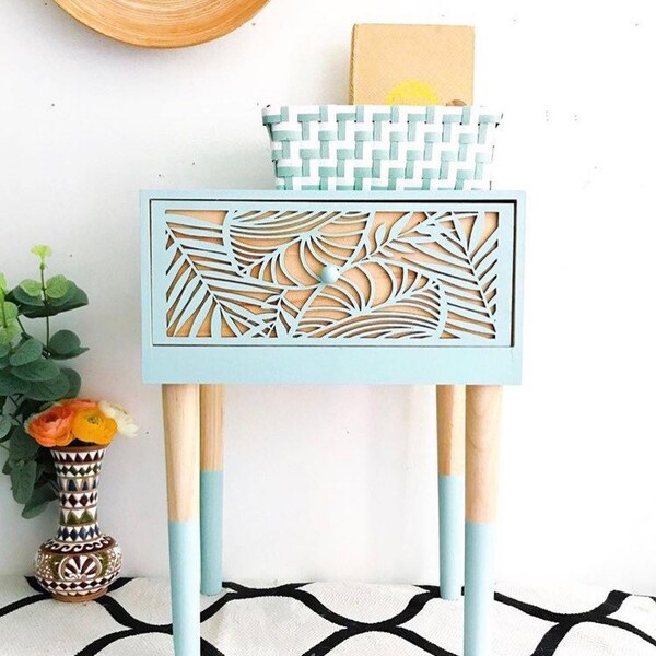 Scandinavian standing commodity - a customize (you choose your colors)