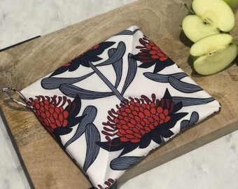 Waratah on White Pot Holder Pot Mat