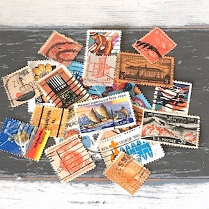 Sellos postales antiguos cancelados de EE. UU. / Sellos usados de color naranja / Década de 1920 a 1990 / Agrupamiento de sellos / Diario basura / Efímeras