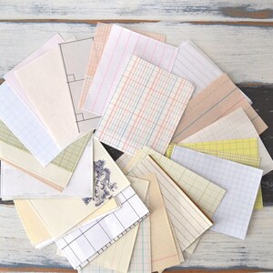 Assortiment von Vintage Papier Blöcke - Die Cut Vintage Papier - Ledger Papier / Grid Papier - Papier Ephemera - Recycling Papiere - Journaling