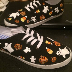 Halloween Pattern Shoes image 3