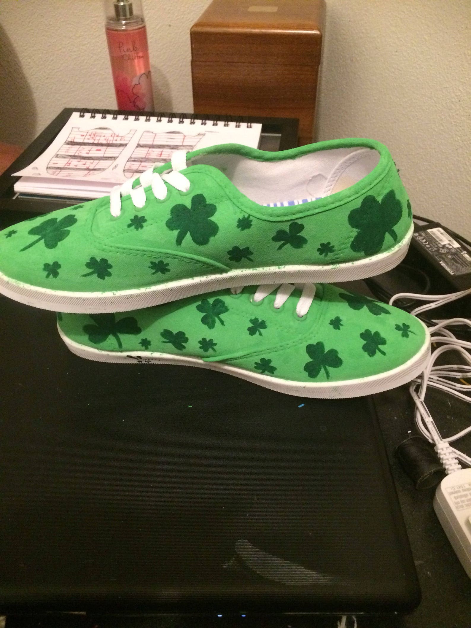 shamrock tennis shoes