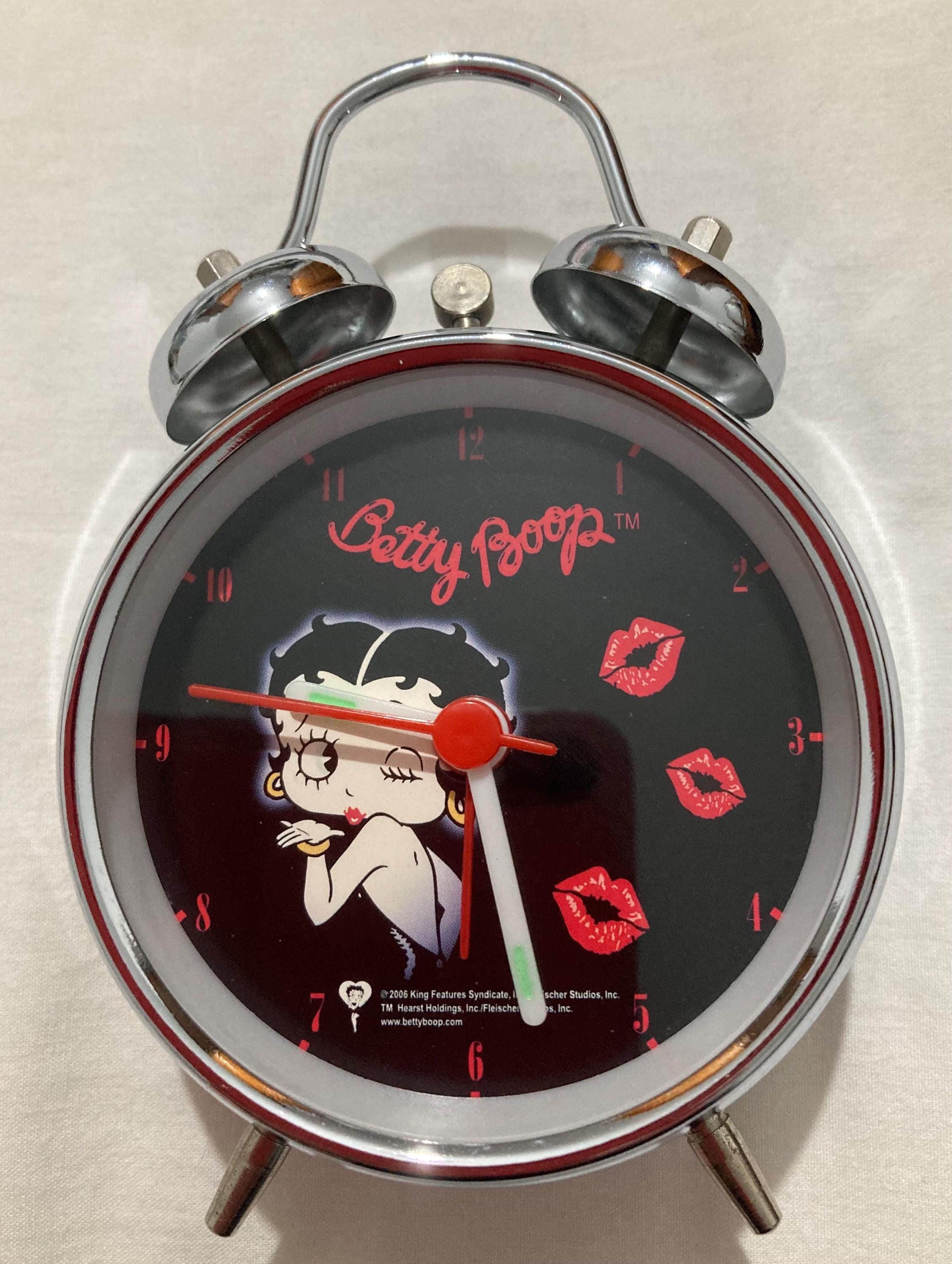 ベティ・ブープ 目覚まし時計 - 2005年頃。正常に動作します。状態良好