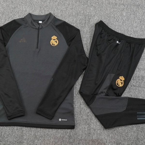 Tracksuit R.e.a.l M.a.d.r.i.d 1/4 Zip Training Suit 2023 2024