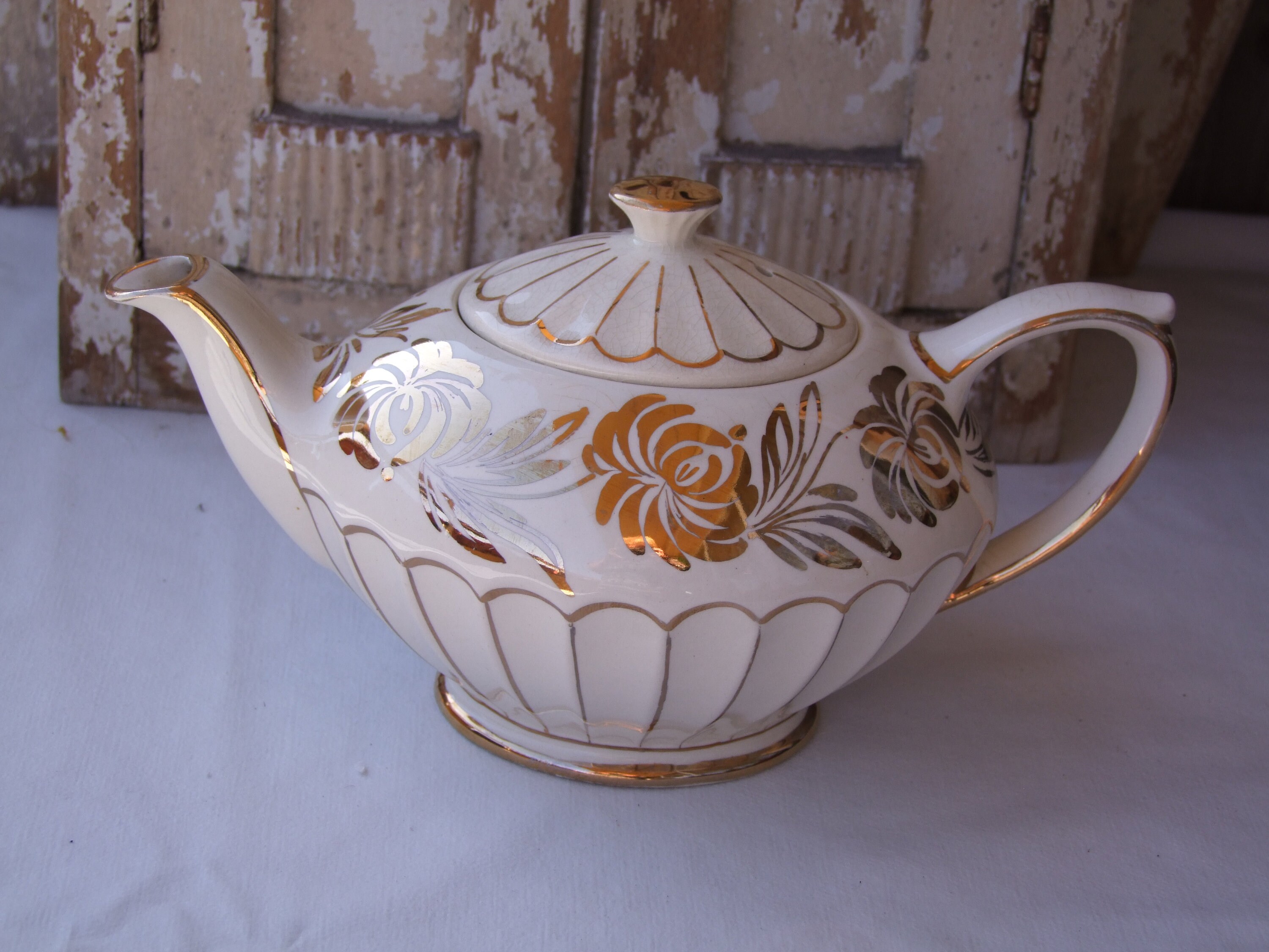 Antique English Sadler Teapot Made in England Teapot Full Size Teapot