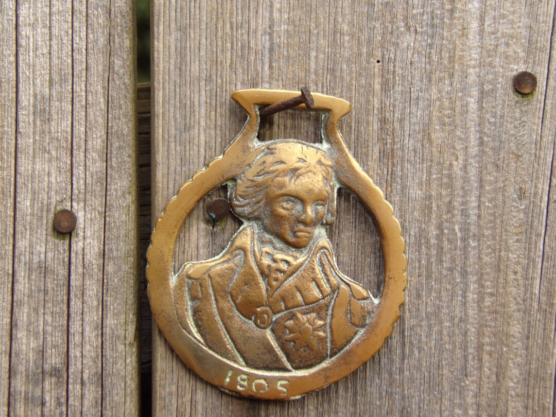 Vintage Horse Brass Horse Medallion Brass Ornament Brass Horse Pendant