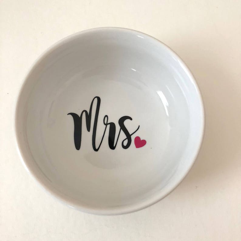 Mrs Ring Dish, Ring Dish, jewelry dish, bridal gift, engaged, bridesmaids gift, bride gift, gift, engagement gift, birthday gift, gift, mrs. image 2