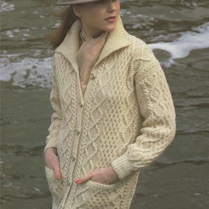 Womens Aran Jacket Knitting Pattern PDF, Vintage Cardigan (32-40" Bust)