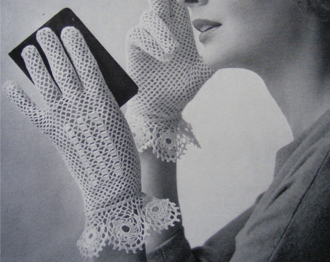 Womens Lacy Gloves Crochet Pattern PDF Ladies Gloves, Weddings, Bride and Bridesmaids, 1940's, 1950's, Vintage Crochet Patterns for Women