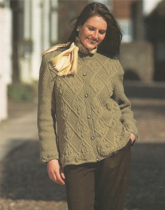 Vintage Knitting Pattern Zippered Jacket or Coat Ladies 