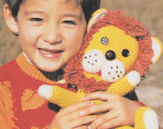 Soft Toy Leo the Lion Crochet Pattern PDF, 10 inch high Lion Toy, DK 8 ply Yarn, Mascot Toy, Vintage Toy Crochet Patterns