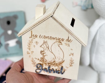 Tirelire pour enfant et famille forme maison Ecureuil