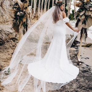 Classic tulle veil super wide with blusher, Soft tulle veil high quality, handmade tulle veil, ivory tulle veil. Long tulle veil