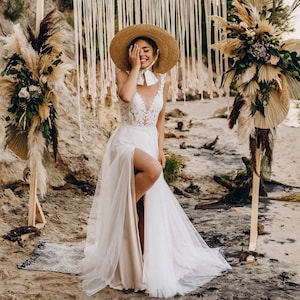 V neck lace tulle dress with slit, tulle skirt slit, bridal dress with slit, sexy wedding dress, boho beach bridal dress| Ellen & Shadow