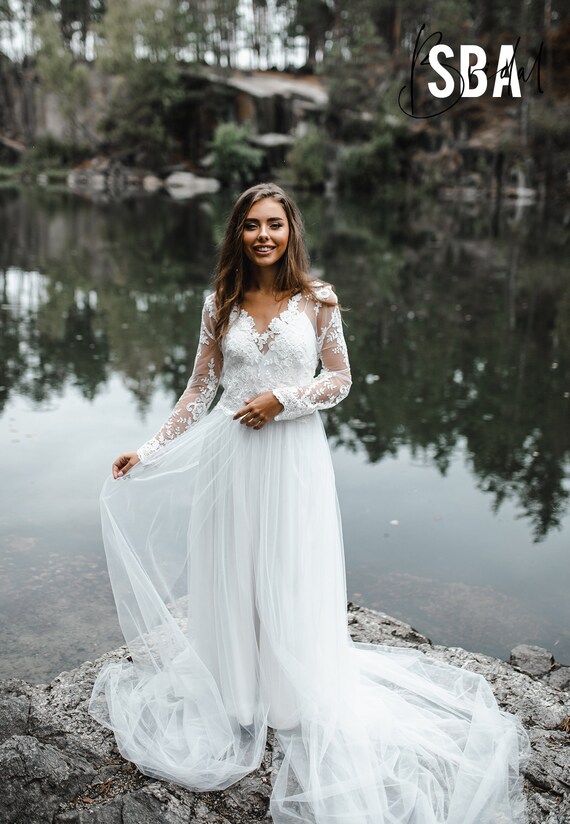 Vestido de novia sencillo de encaje con cola vestido de novia de tul vestido de novia sencillo con mangas vestido de novia de playa EVA Etsy Espana