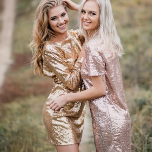 Green and top rose gold outfits