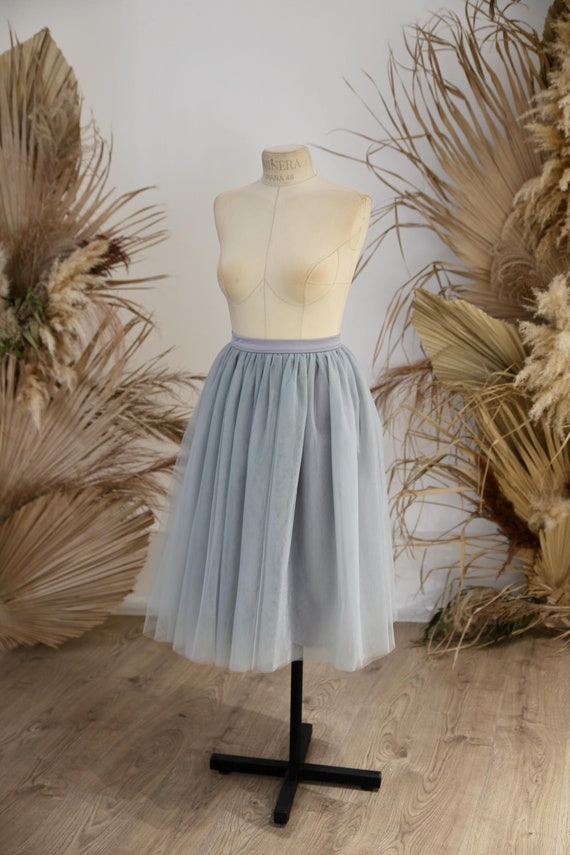 In Stock Size M (waist 28in /length 27,6 In): Light Grey Tulle