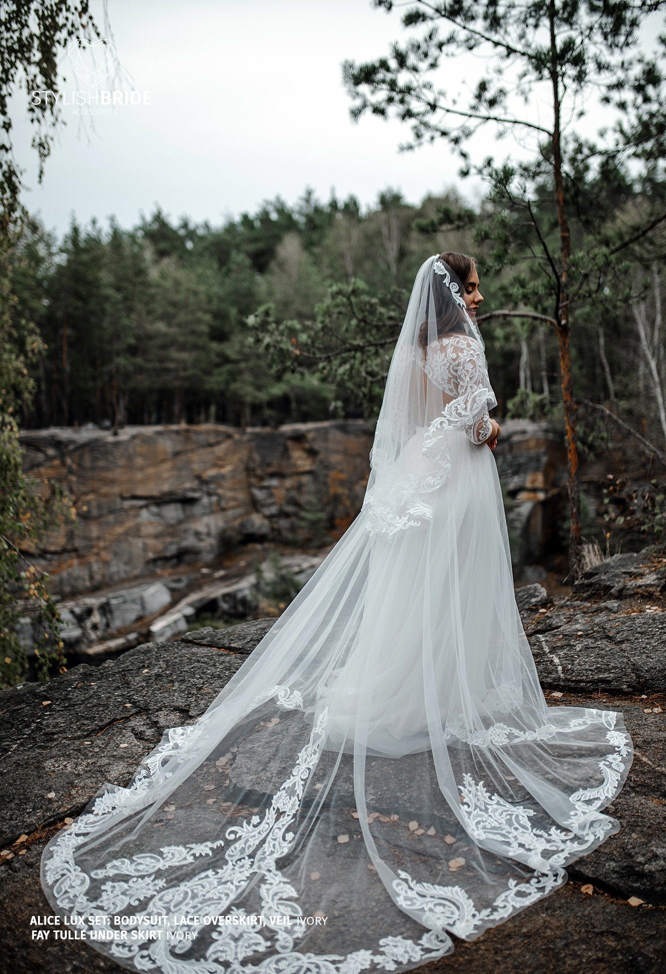 Alice Lux 4 Pieces Set: Long A-line Lace Overskirt With