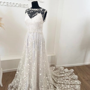 Luminous stars sleeveless wedding dress, glitter wedding dress