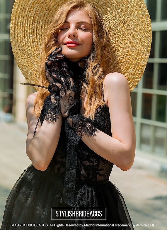 Short dress gloves online