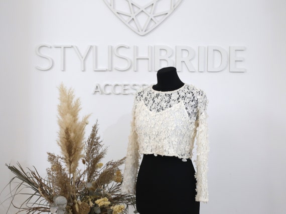 トップス BLOSSOM LACE TOPS In Stock Size XS (bust 83 Cm/33 In): Ivory Blossom Lace Top