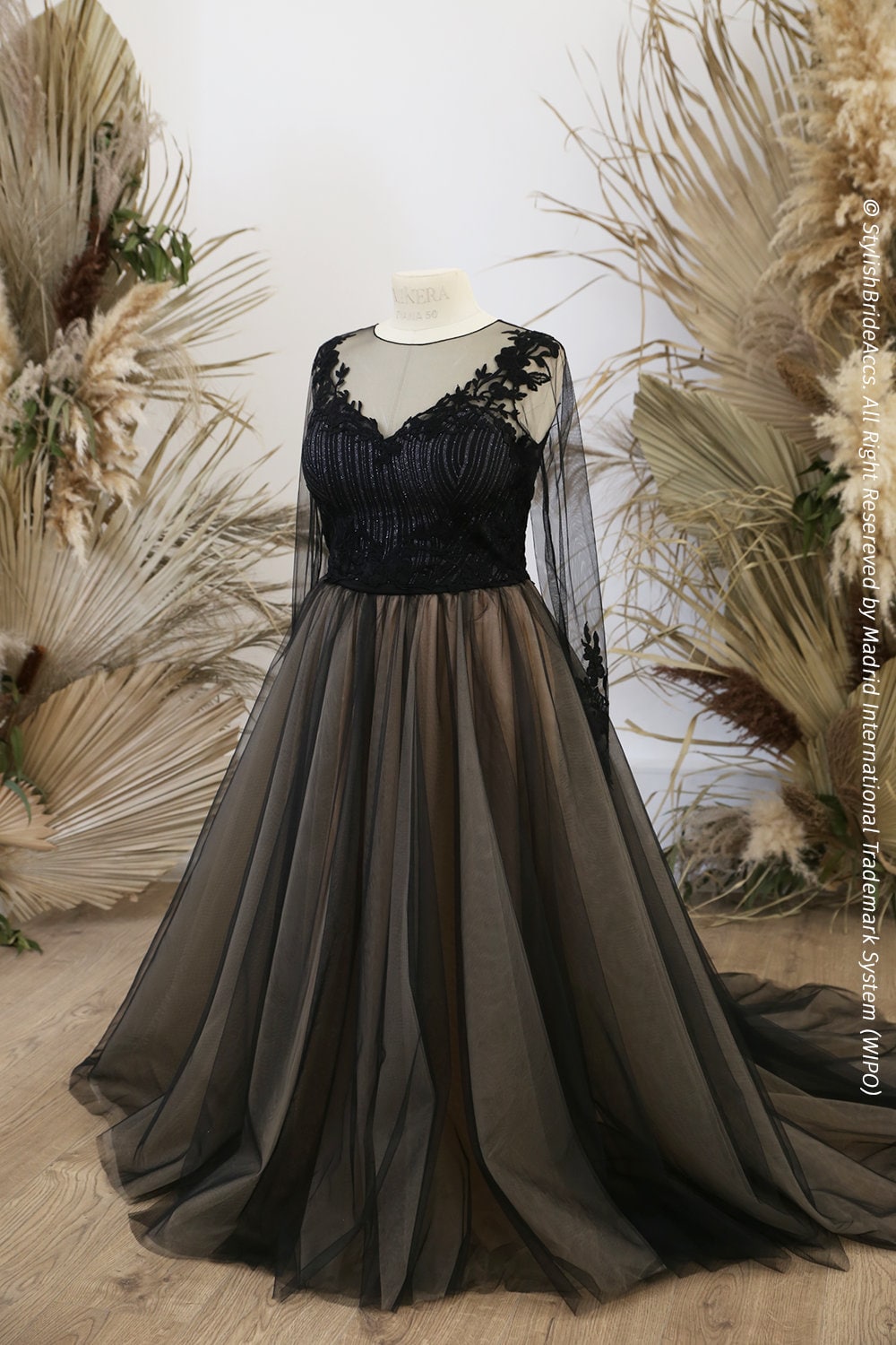 パーティードレス GANISONG Bridal Bolero Slick Line Dress Black Designer fashion, Seoul-fully created | W Concept