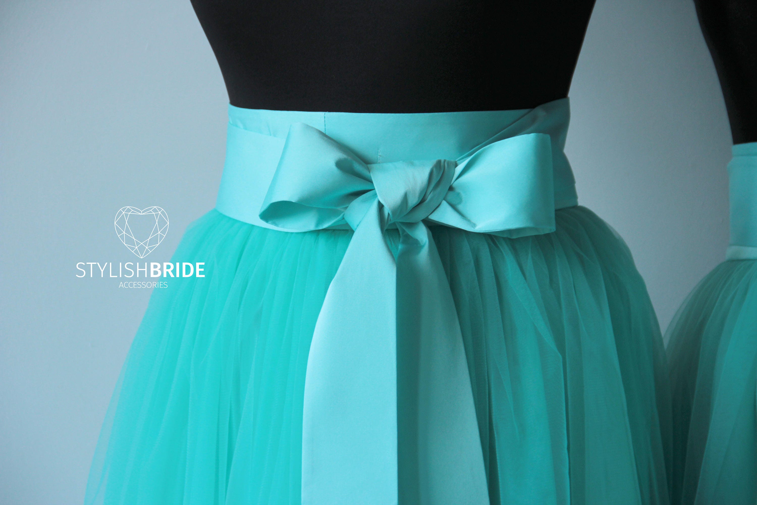 Details about   DOUBLE TULLE BOW SASH FITS ALL TYPES OF CHAIRS 25 COLORS 
