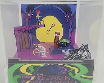 Cubo de exhibición de diorama del videojuego retro El Caldero Negro