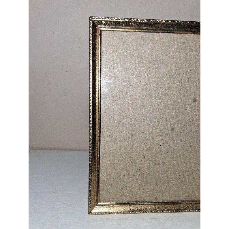 Vintage Gold Tone Metal Picture Frame 4.25 X 6.25 Ornate Beaded Edge ...