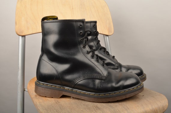 dr martens,doc, Martens boots,leather boots, vinta