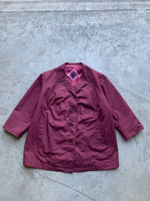 Vintage Wine Red Trenchcoat | vintage coat, tartan, trendy blazer ,oversized parka, 90s blazer, tartan coat, 90s trenchcoat, purple coat