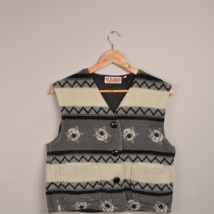 vintage 90s gray spencer,vintage 90s waistcoat, knit pullover, vintage 90s vest, sleeveless vest, oversized vest,unisex vest, knit waistcoat