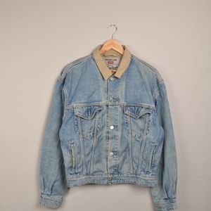vintage levis denim jacket, light blue levis jacket, levis sherpa,levis denim jacket, vintage levis,80&#39;s levis acid washed jacket,streetwear