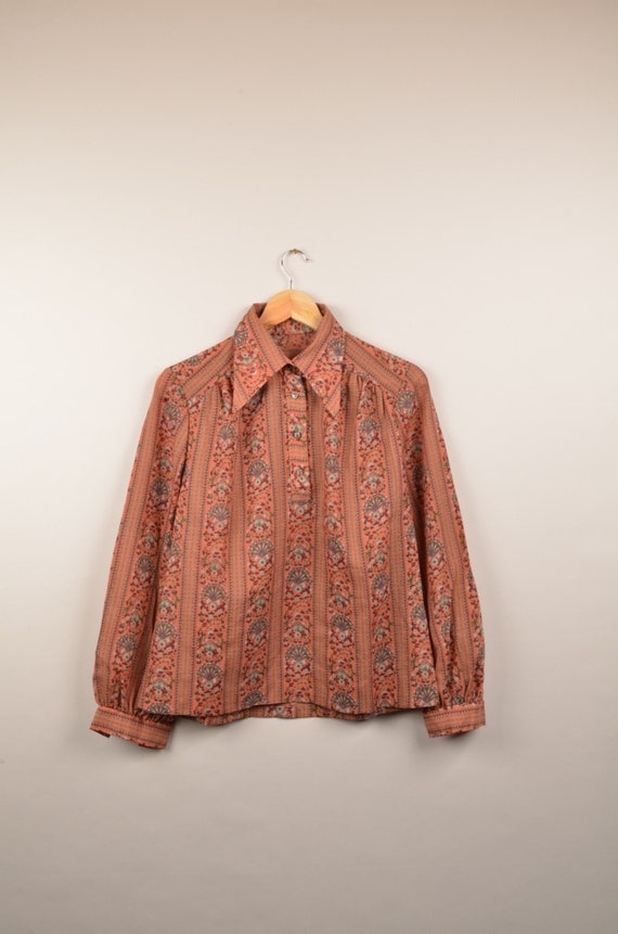 Vintage 70s flower print blouse, vintage crazy pa… - image 1