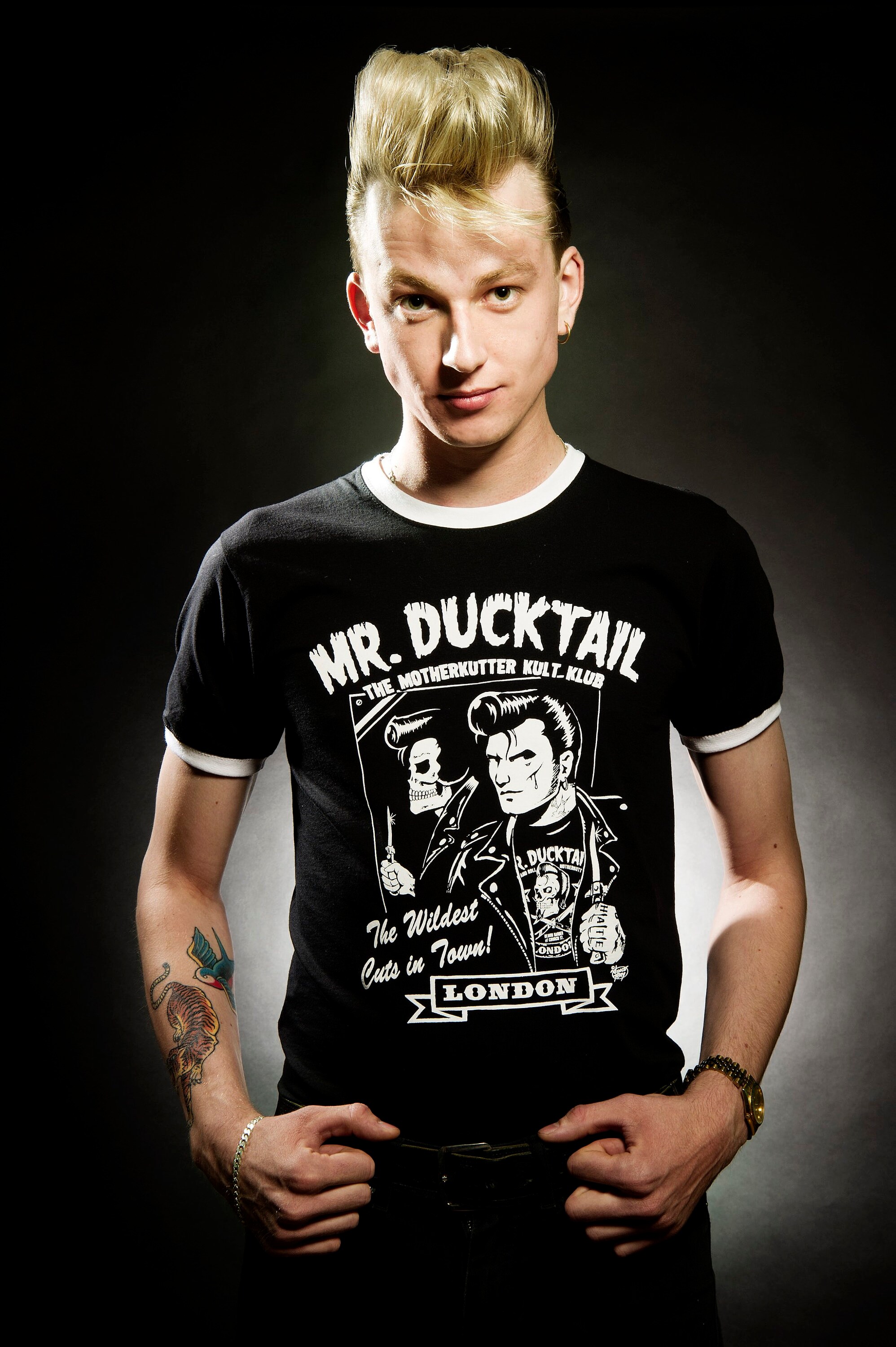 Image of Wildest Cuts in Town | White Ringer