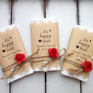 Felice lacrime tessuto Matrimonio Bomboniere, personalizzato felice lacrime fazzoletto, Happy Tears Hankerchief, personalizzato cerimonia di nozze fazzoletti