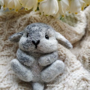 Easter bunny Felted Brooch cute Bunny Needle Felting Rabbit Wool Bunny Jewelry Needle Felted Brooch Rabbit Cute Gift Brooch Bunny image 7