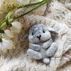 Easter bunny Felted Brooch cute Bunny Needle Felting Rabbit Wool Bunny Jewelry Needle Felted Brooch Rabbit Cute Gift Brooch Bunny image 1