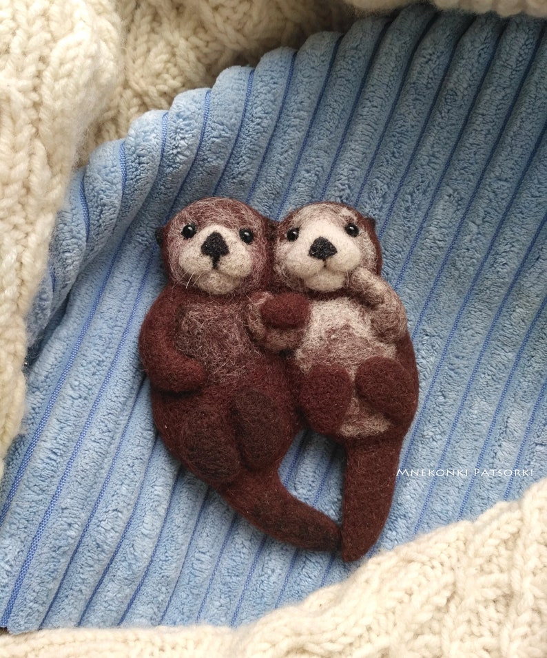 Sea Otters Holding hands felted brooch Felt animal Needle Felting Jewelry Needle Felted Brooch Sea Otter birthday gift Felt Brooch Love image 10